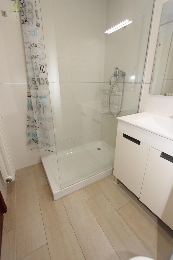 Piso de 115 m² en Granada