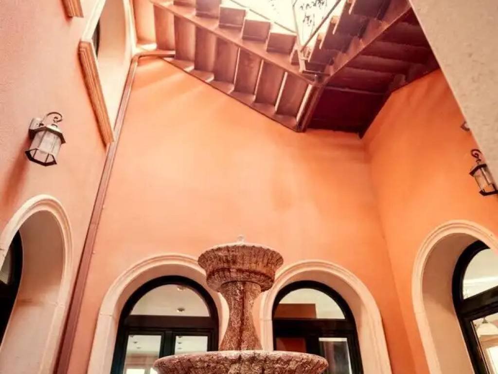 Casa de 340 m² en Elche