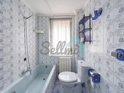 Piso de 80 m² en Oviedo