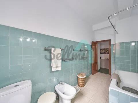 Piso de 146 m² en Oviedo