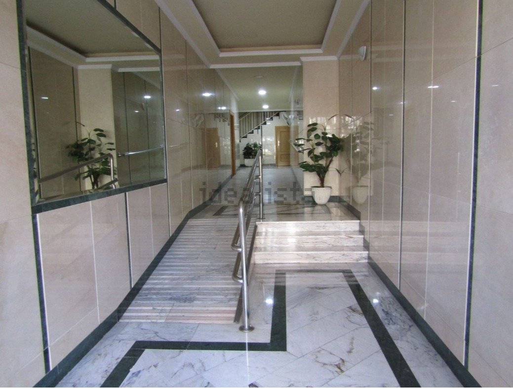 Piso de 90 m² en Granada