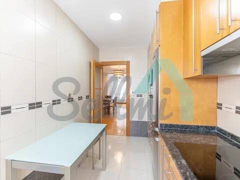 Pis de 98 m² a Oviedo