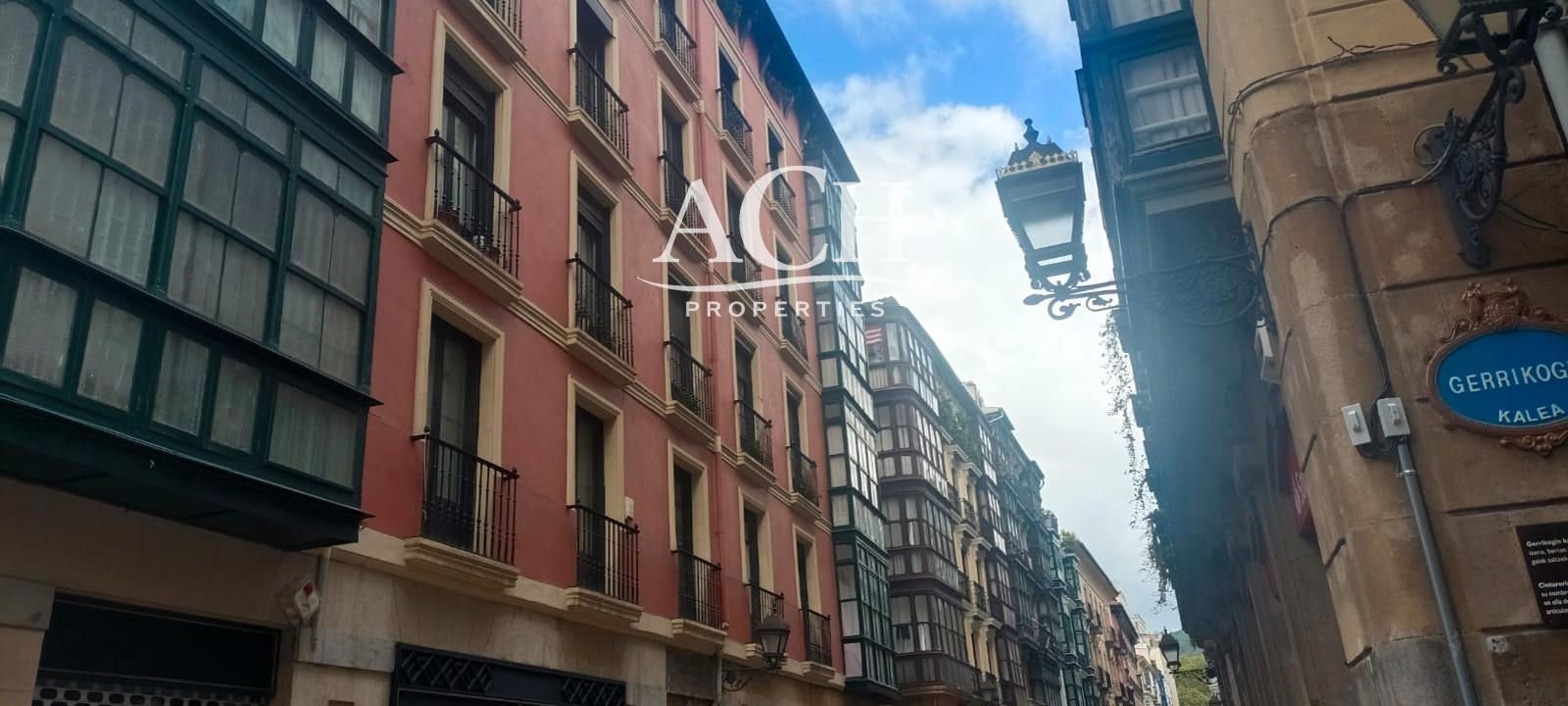 Piso de 110 m² en Bilbao