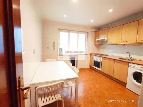 Piso de 180 m² en Oviedo