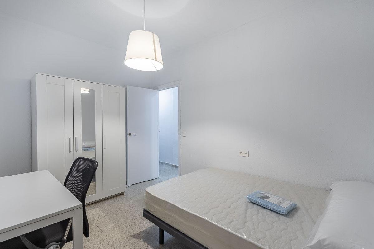 Piso de 101 m² en Granada