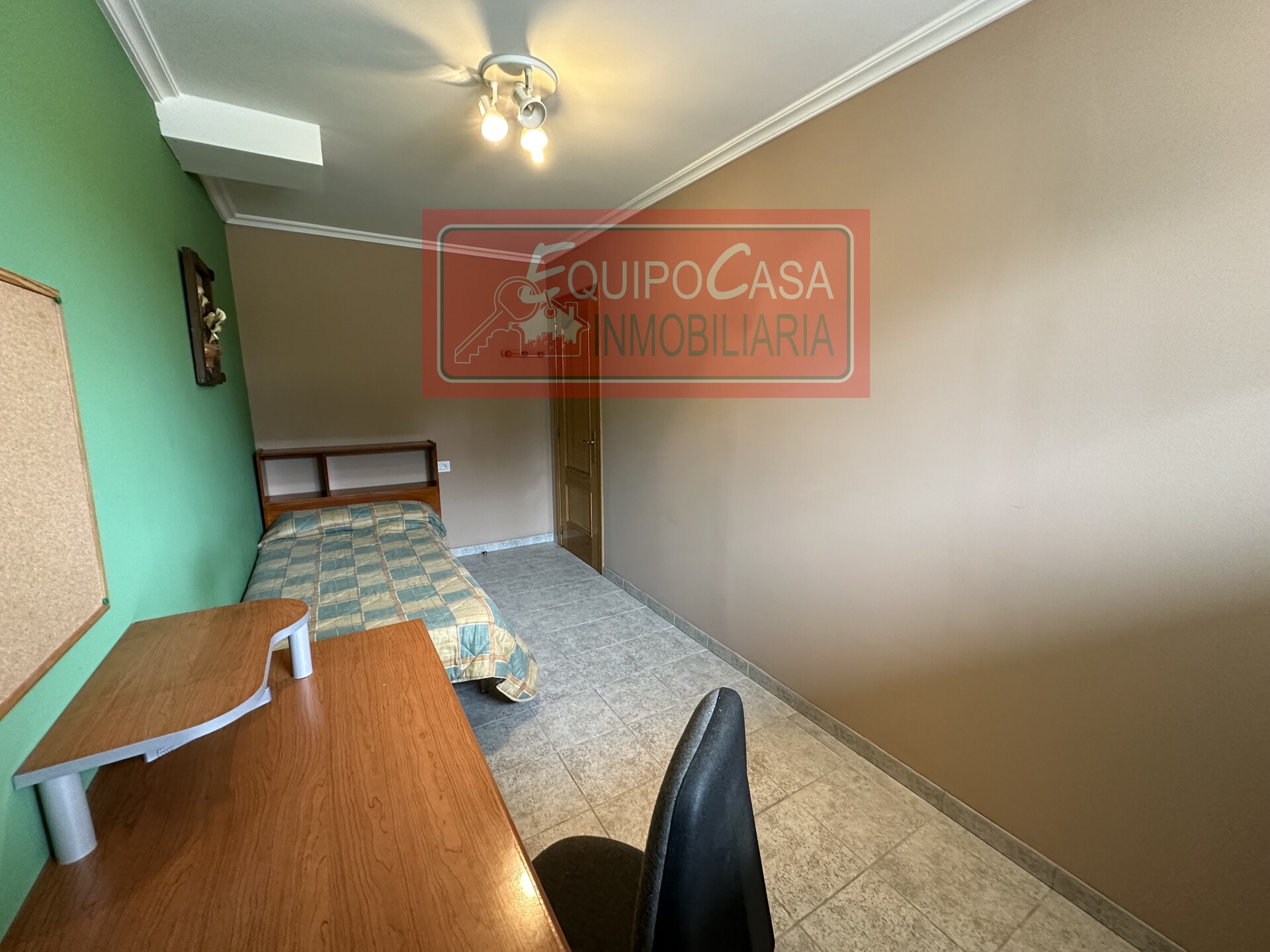 Habitación 349 m², Lugo