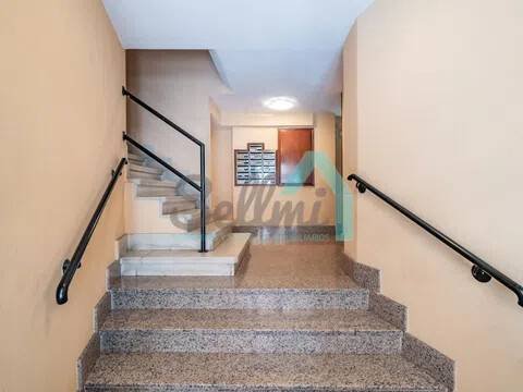 Piso de 87 m² en Oviedo