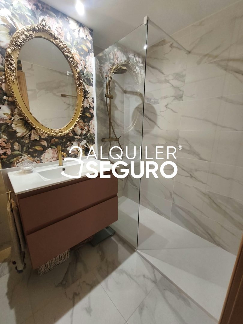 Piso de 140 m² en Zaragoza