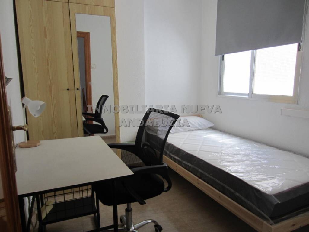 Piso de 81 m² en Almería