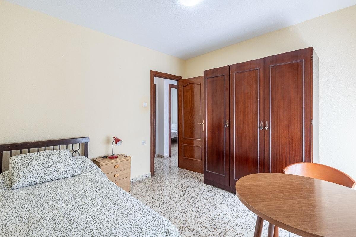 Piso de 89 m² en Granada