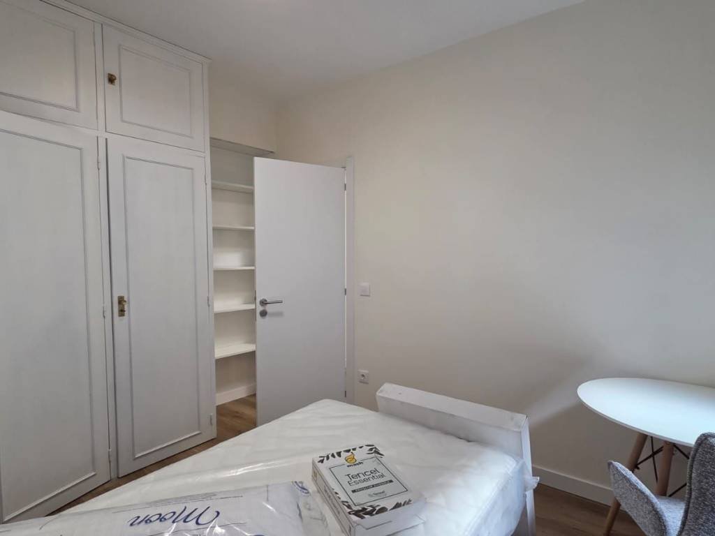 Piso de 140 m² en Santiago de Compostela