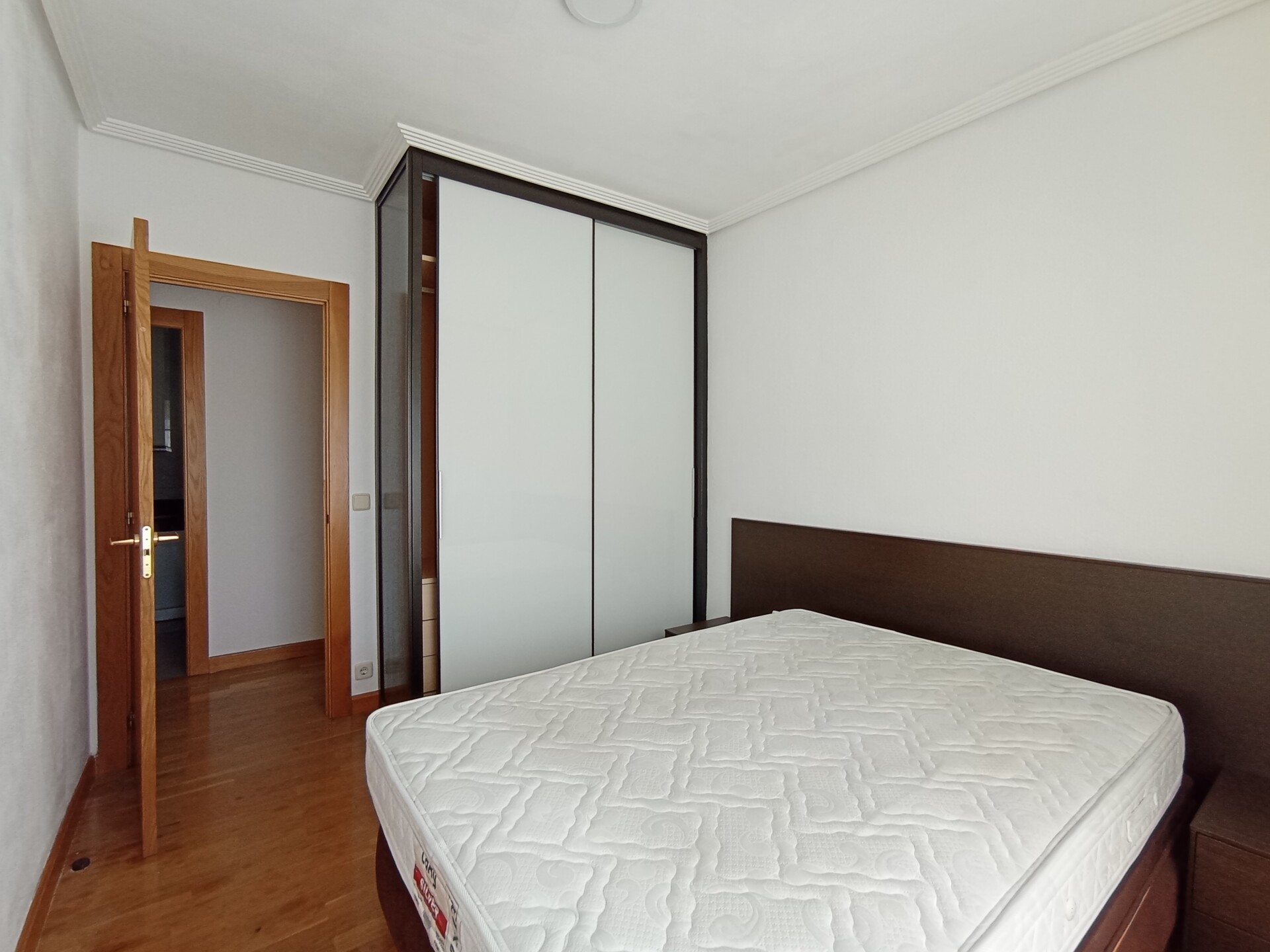 Pis de 94 m² a Barañáin / Barañain