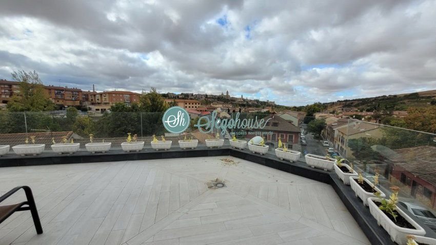 Piso de 200 m² en Segovia