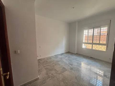 Apartamento 80 m² em Sevilla