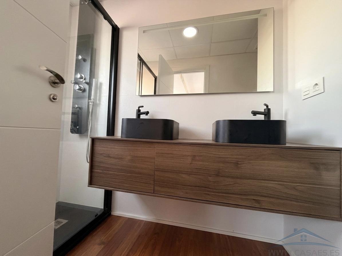 Piso de 140 m² en Almería