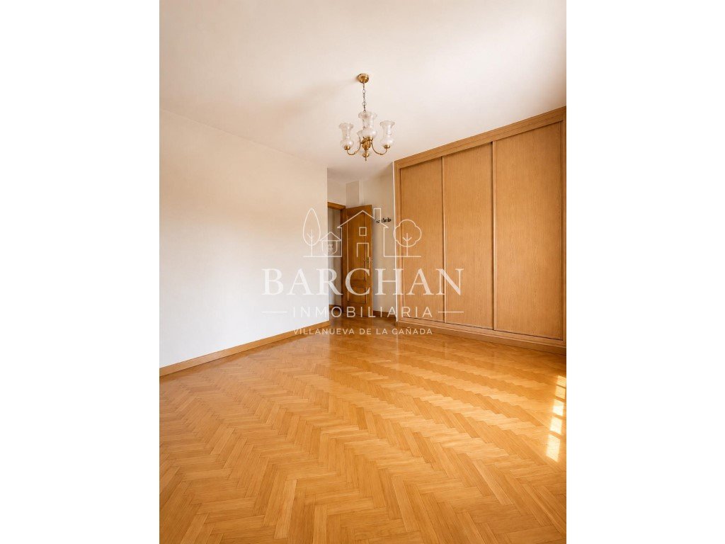 Casa de 300 m² a Villanueva de la Cañada