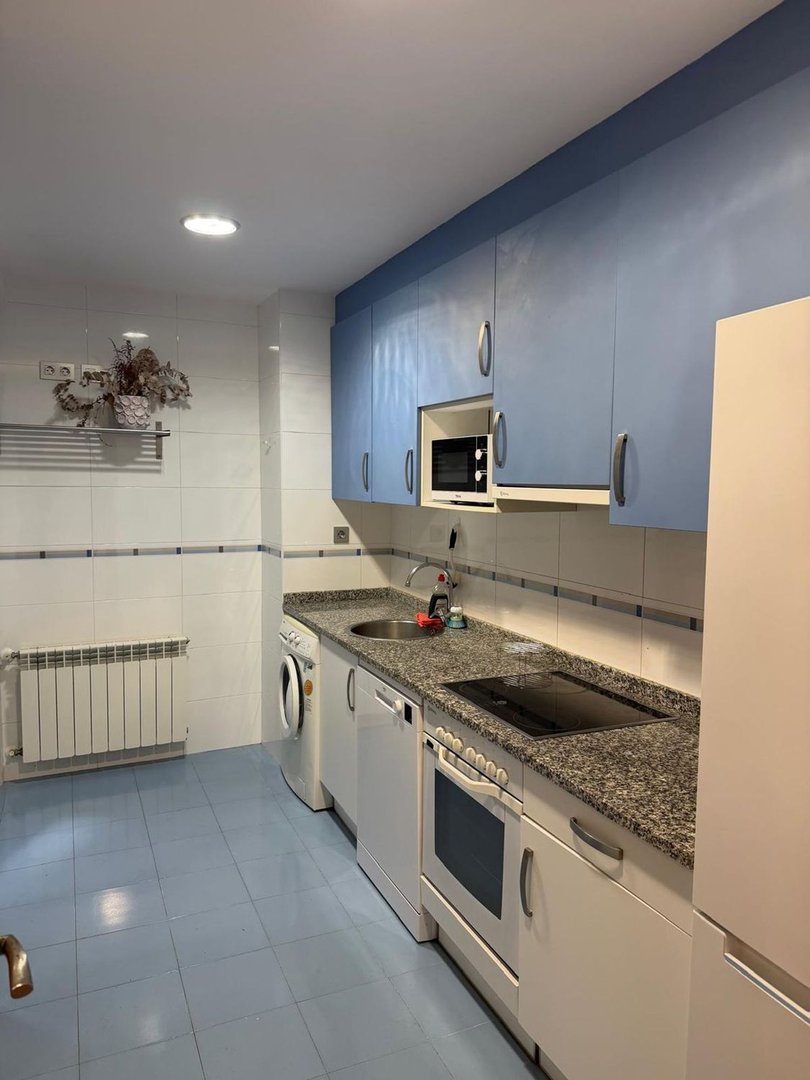 Flat 86 m² in Oviedo
