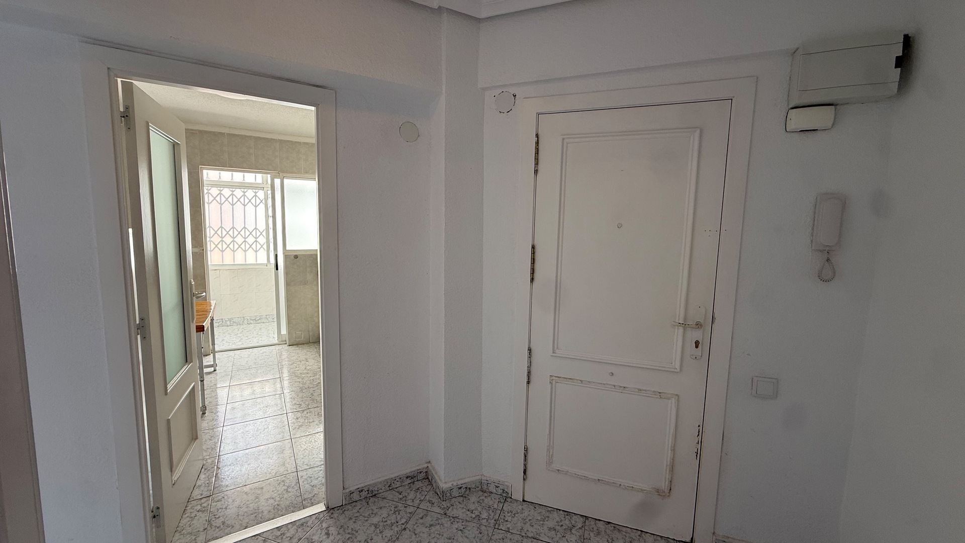 Piso de 80 m² en Sax