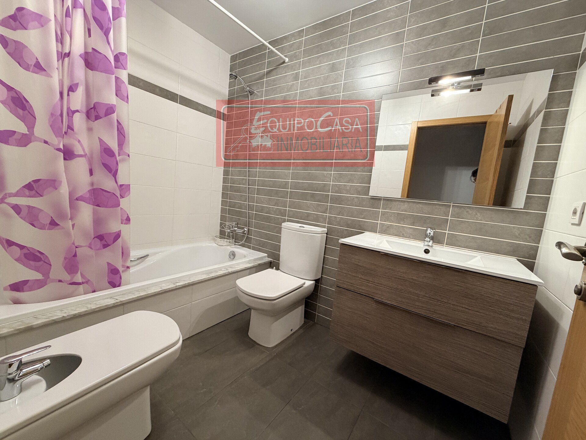 Habitación 86 m², Lugo