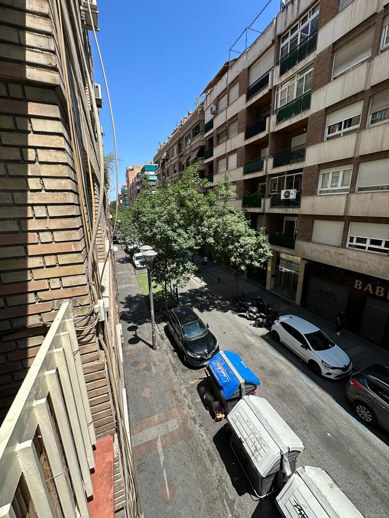 Piso de 85 m² en Granada