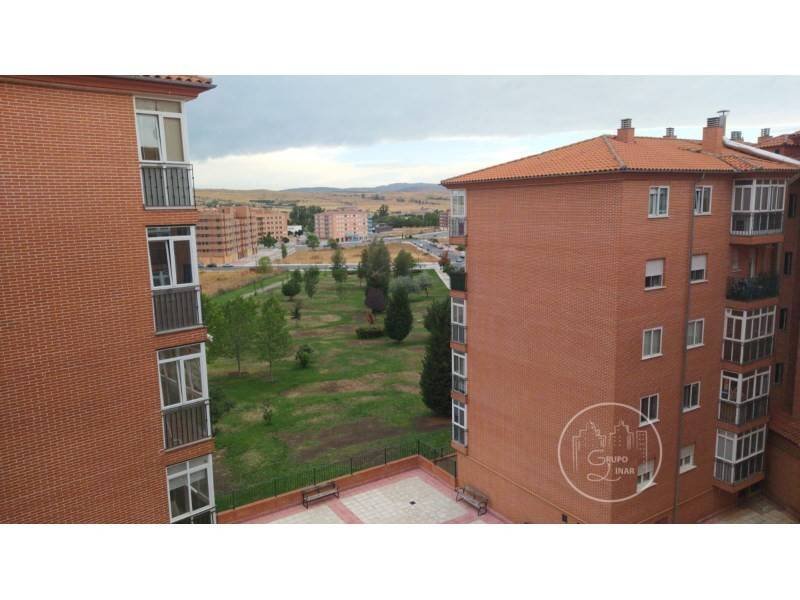 Wohnung 92 m² in Ávila