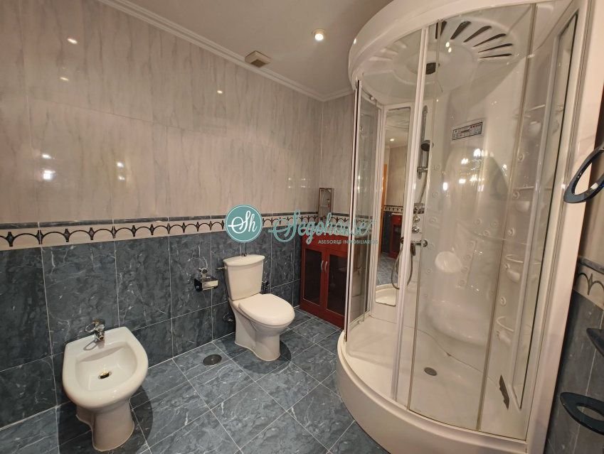 Piso de 200 m² en Segovia