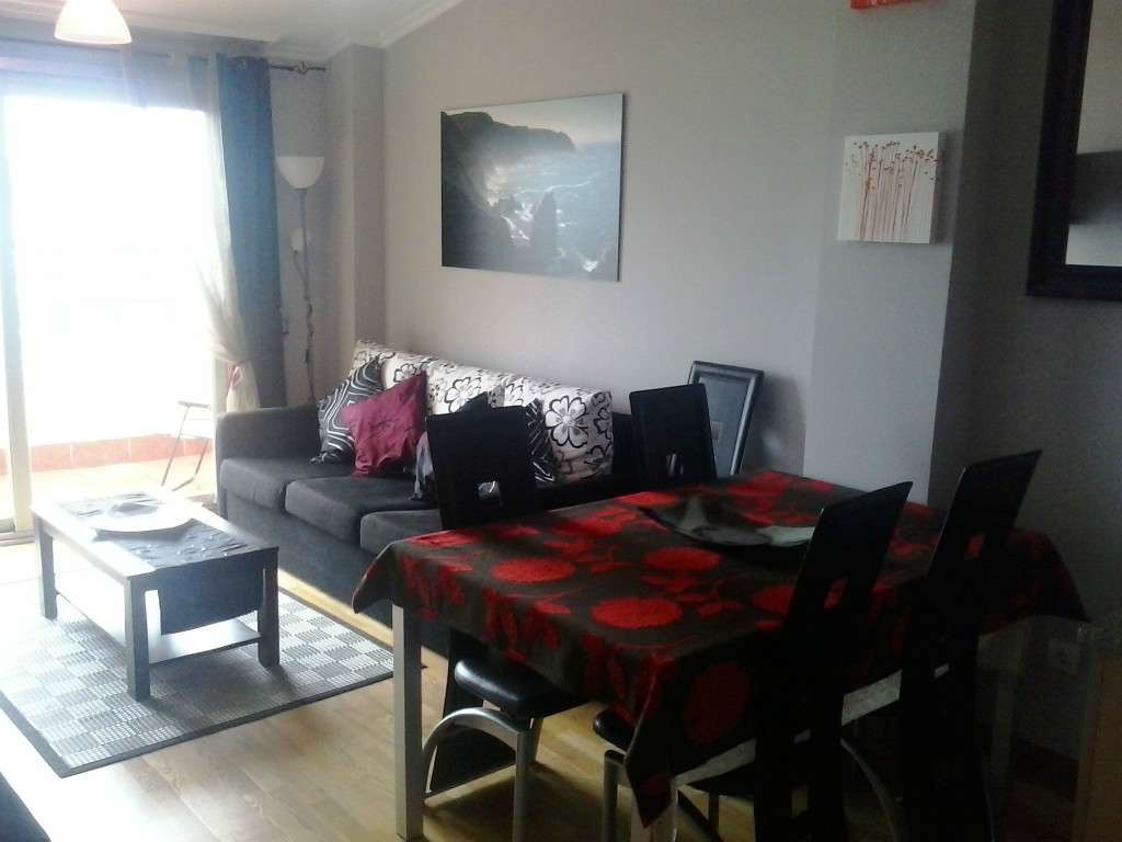 Piso de 83 m² en Cariño