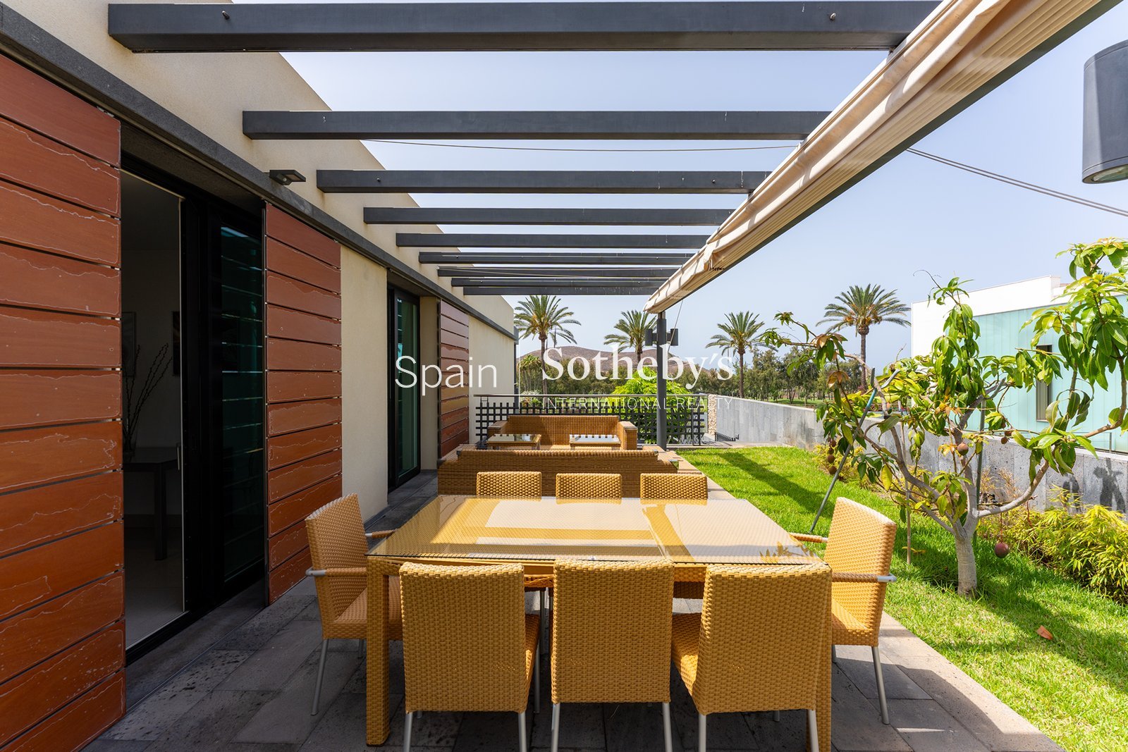 Casa de 742 m² en Arona