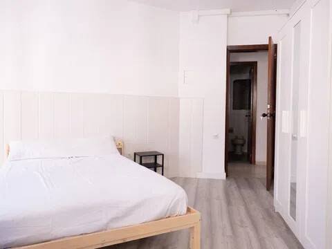 Habitación 140 m², Lérida