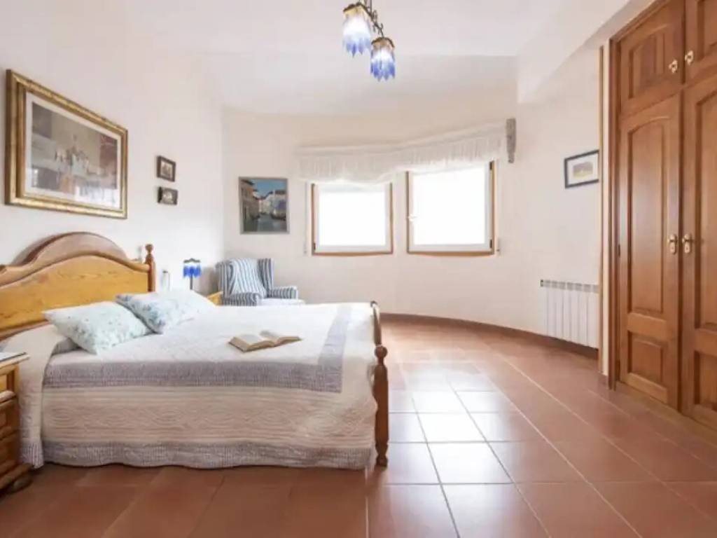 Casa de 200 m² en Redondela