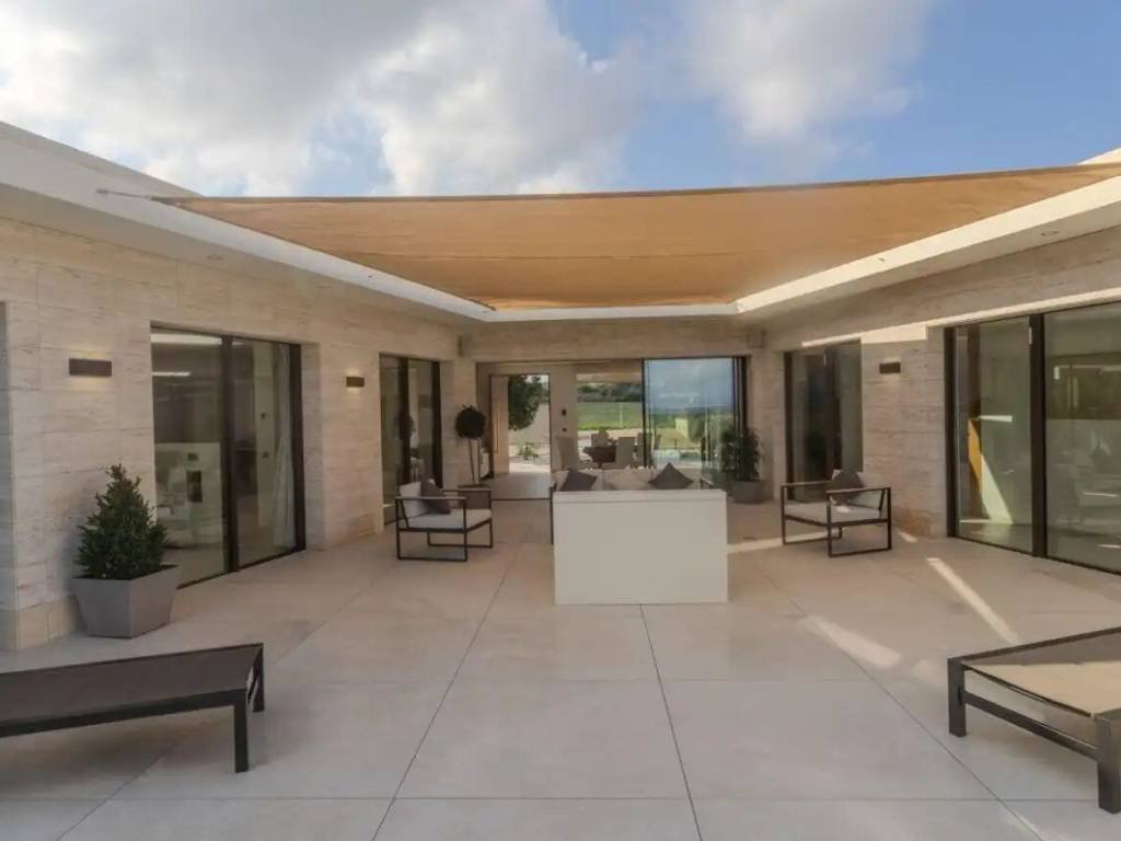 Casa de 260 m² en Muro
