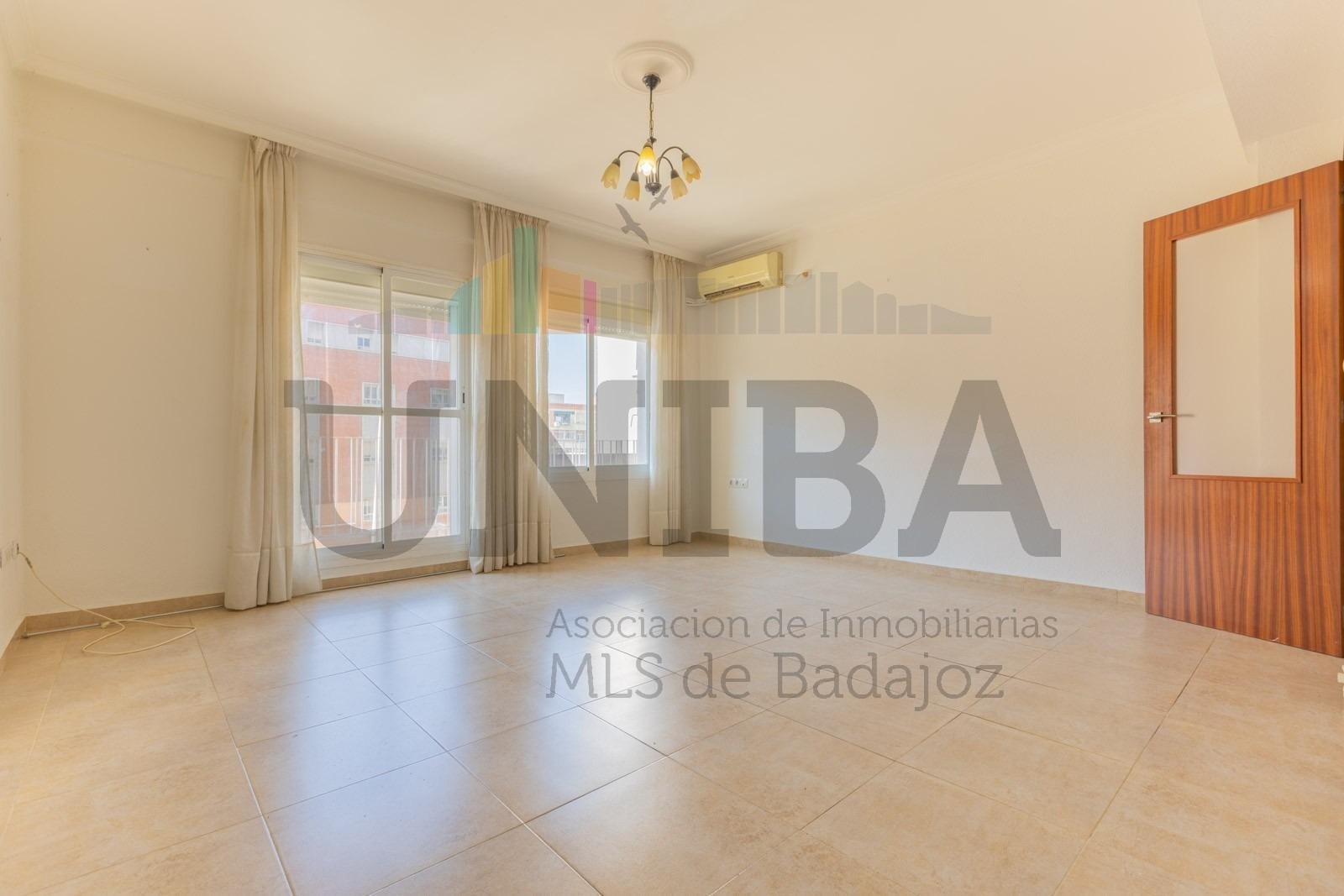 Pis de 88 m² a Badajoz