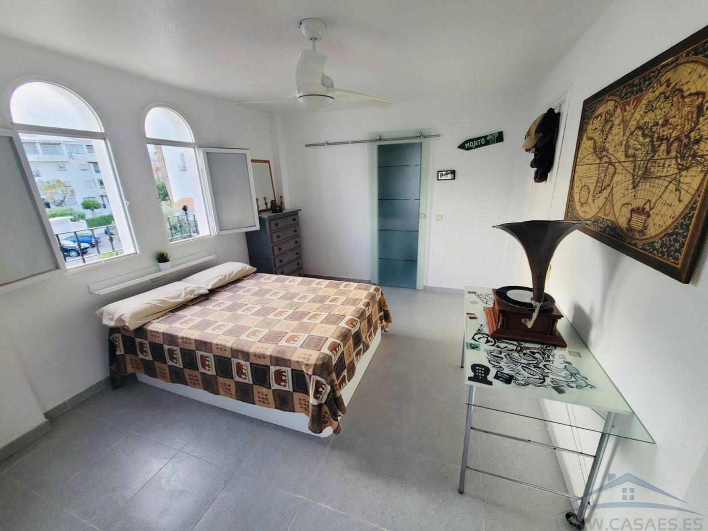Piso de 130 m² en Roquetas de Mar