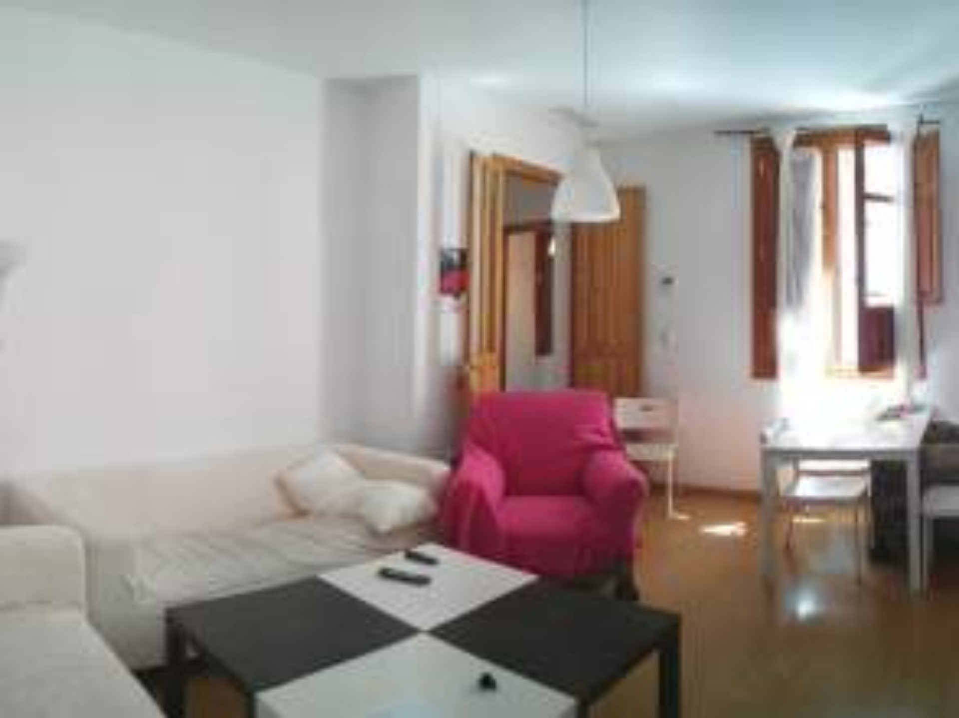 Piso de 106 m² en Granada