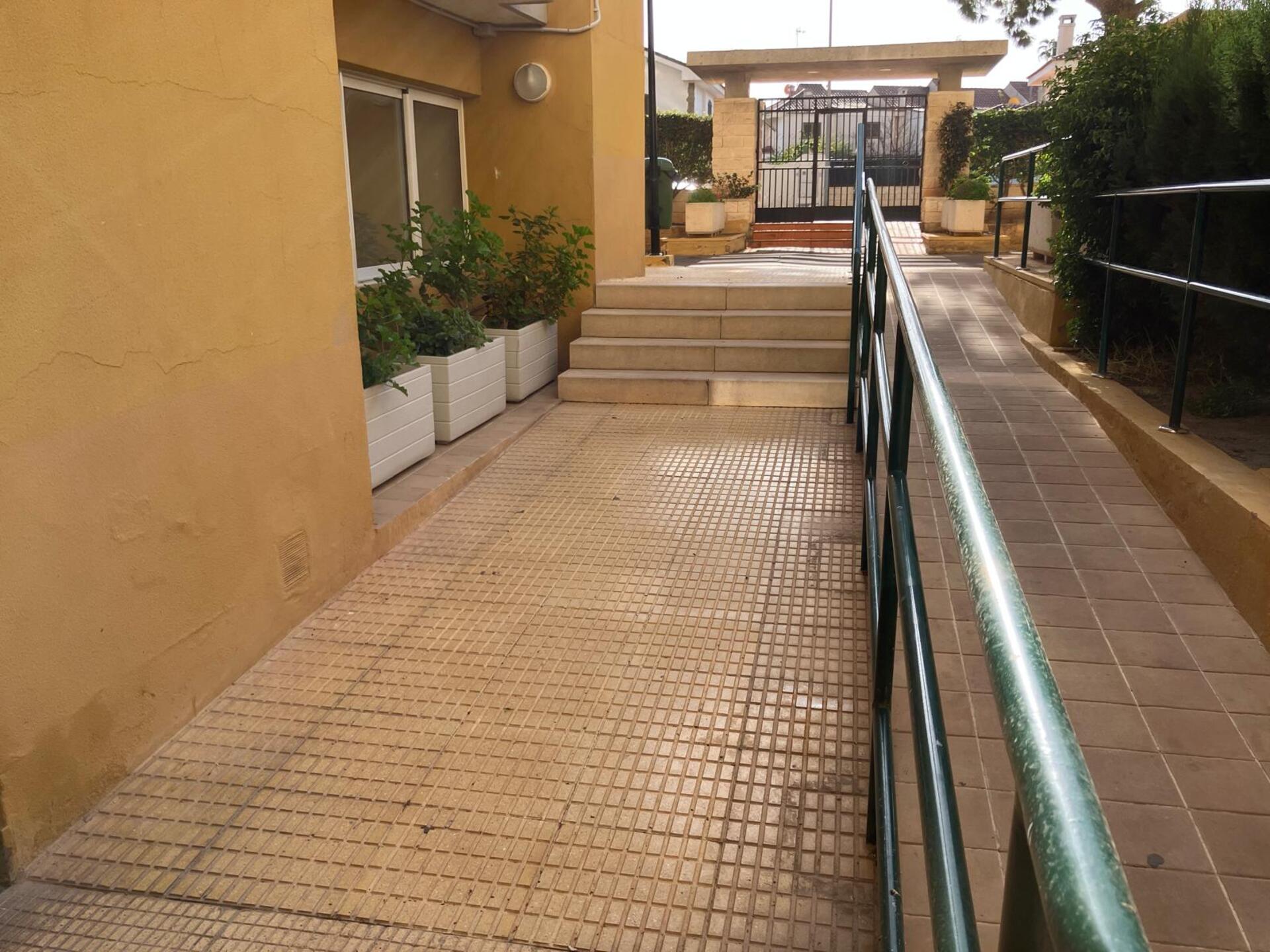 Piso de 80 m² en Canet de Berenguer