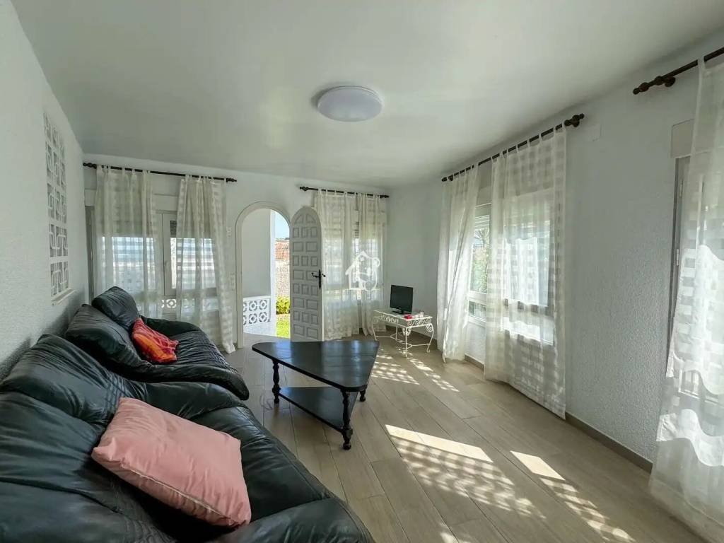 Casa de 250 m² a Oriola