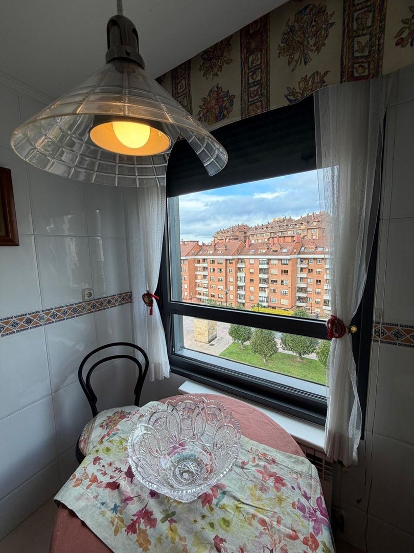 Piso de 120 m² en Oviedo