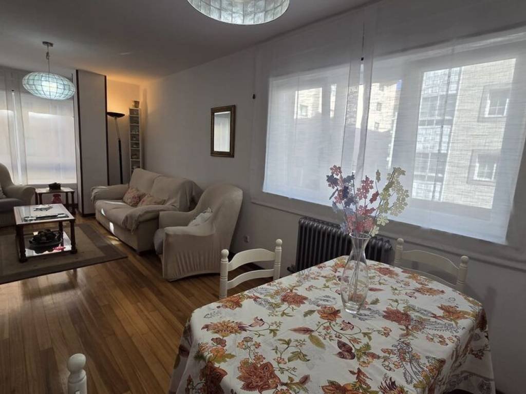 Piso de 105 m² en Ames