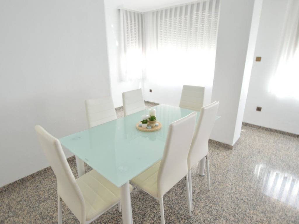 Piso de 120 m² en Elda