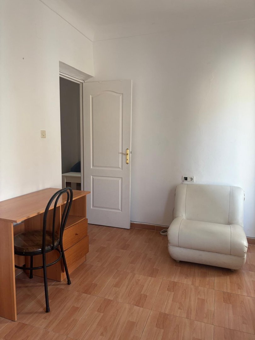 Piso de 75 m² en Granada