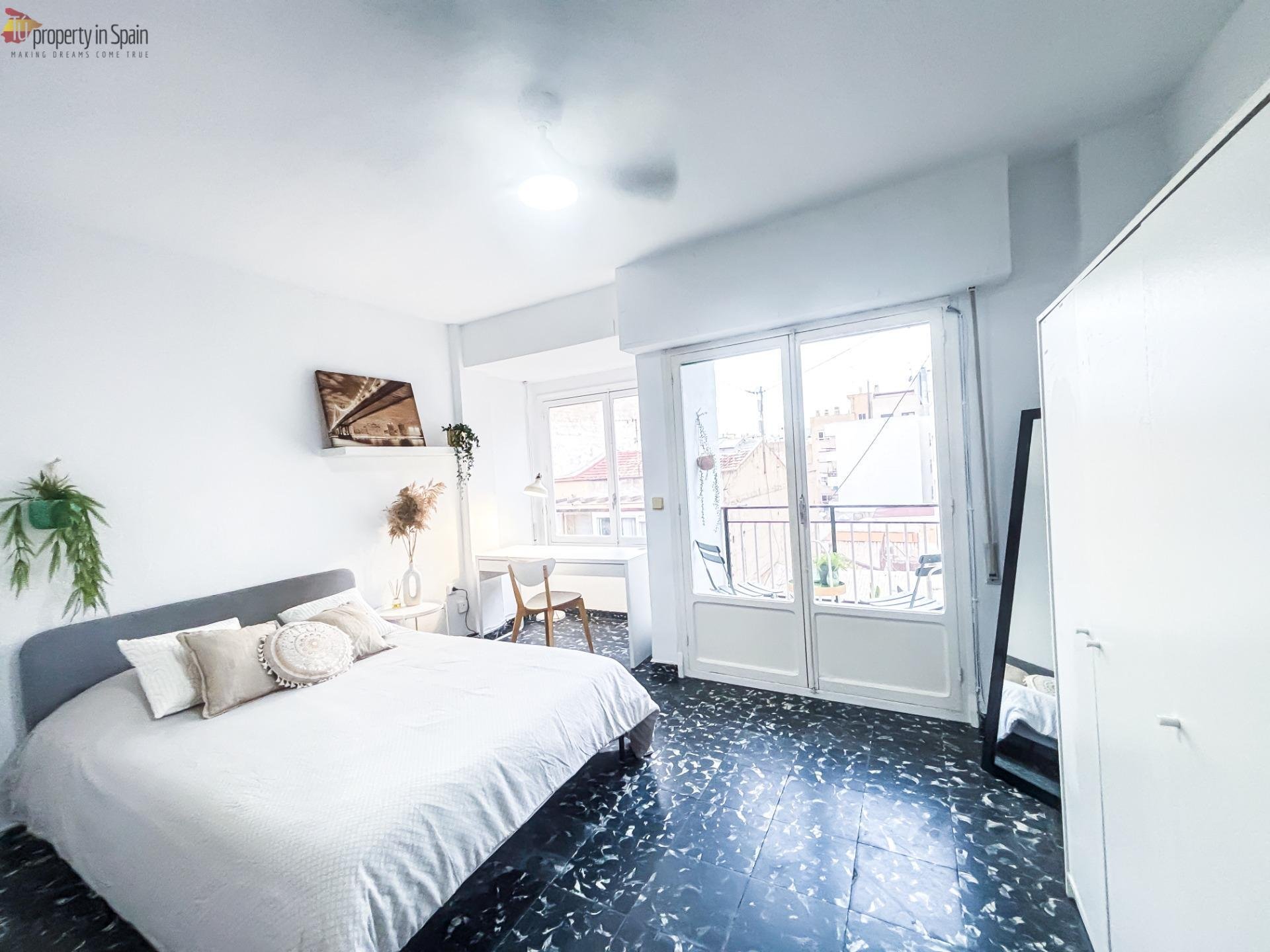 Habitación 84 m², Alicante