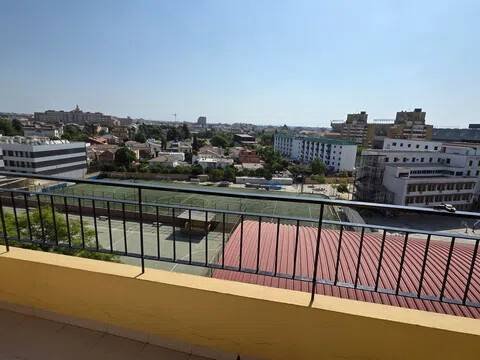 Piso de 135 m² en Sevilla