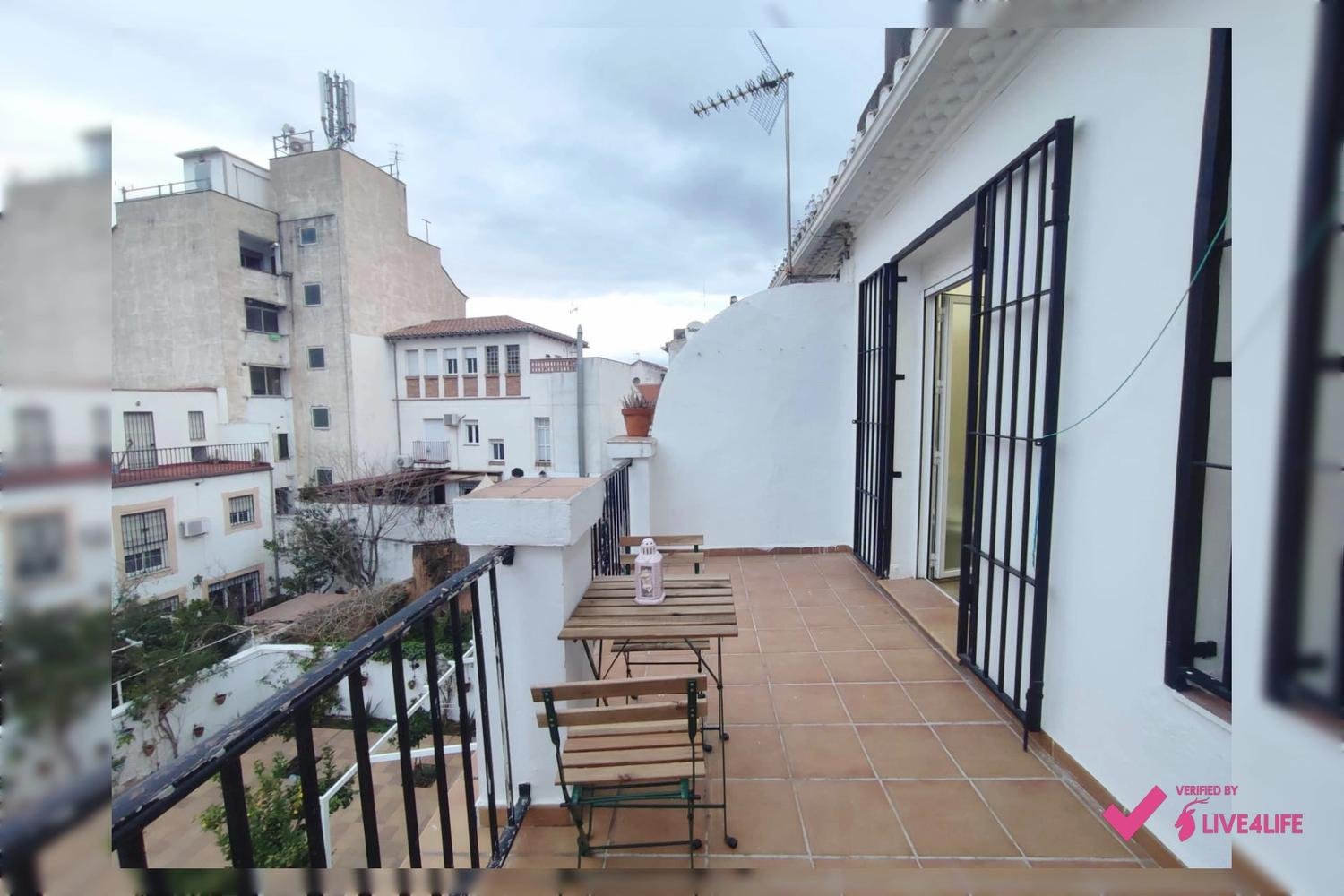Habitación 310 m², Granada