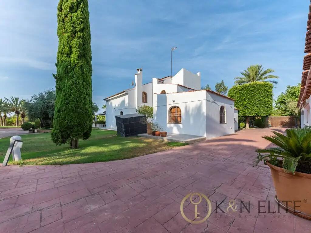 Casa de 631 m² en Elche