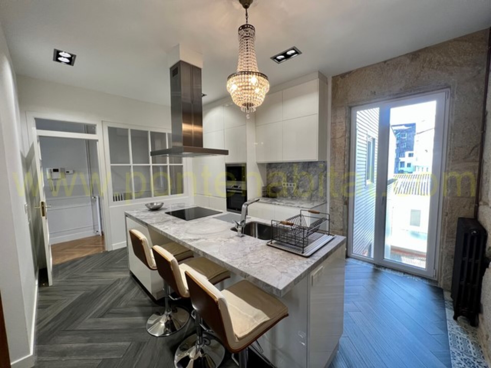 Piso de 150 m² en Pontevedra