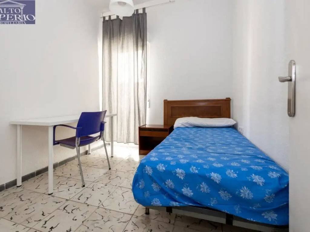Piso de 105 m² en Granada