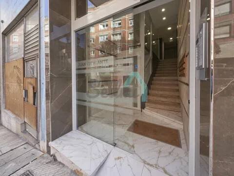 Piso de 85 m² en Oviedo