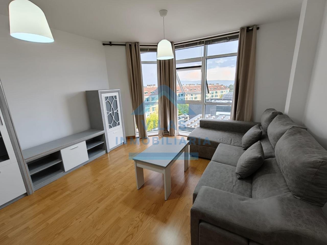 Appartement 60 m² à Ames