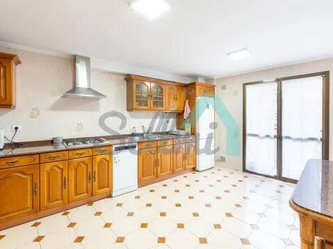 Pis de 127 m² a Oviedo