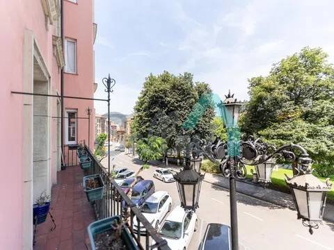 Piso de 104 m² en Oviedo